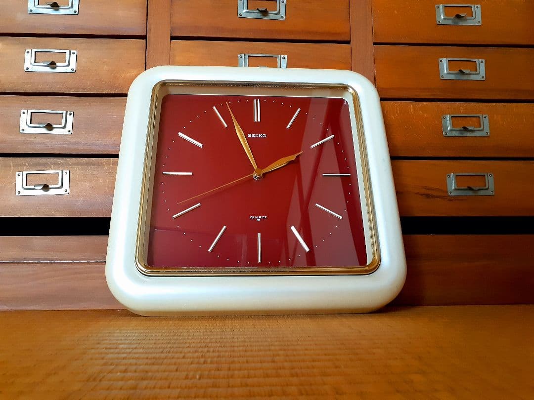 70's　SEIKO　掛け時計　ミッドセンチュリー　ビンテージ　ワインレッド