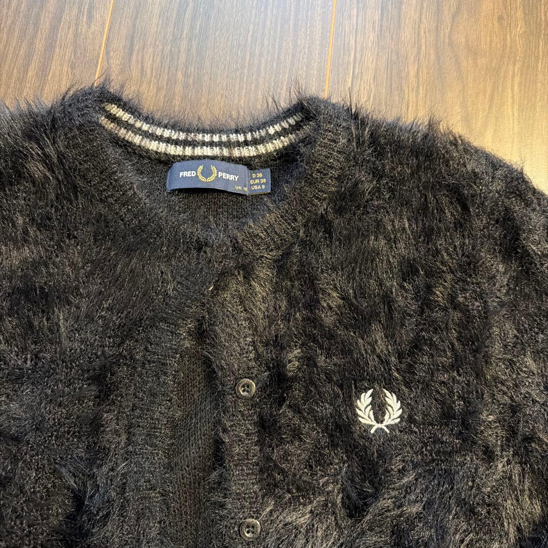 FRED PERRY ブラックカーディガン