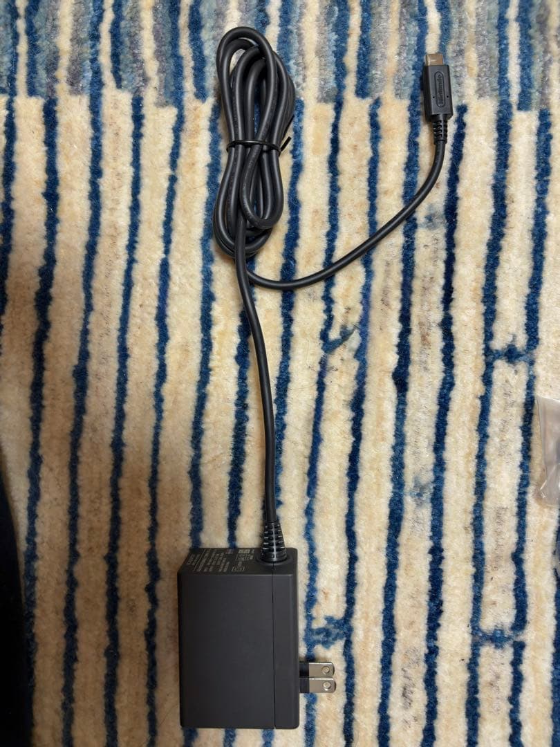 Nintendo Switch 本体 Joy-Con付き＋64GBmicroSD