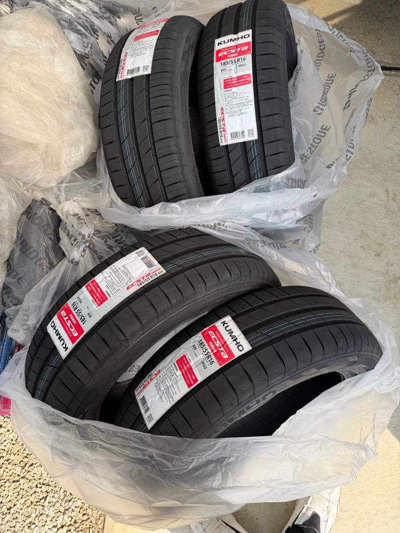 【2025年製】185/55R16 クムホ ２本 新品未使用！《２／２》