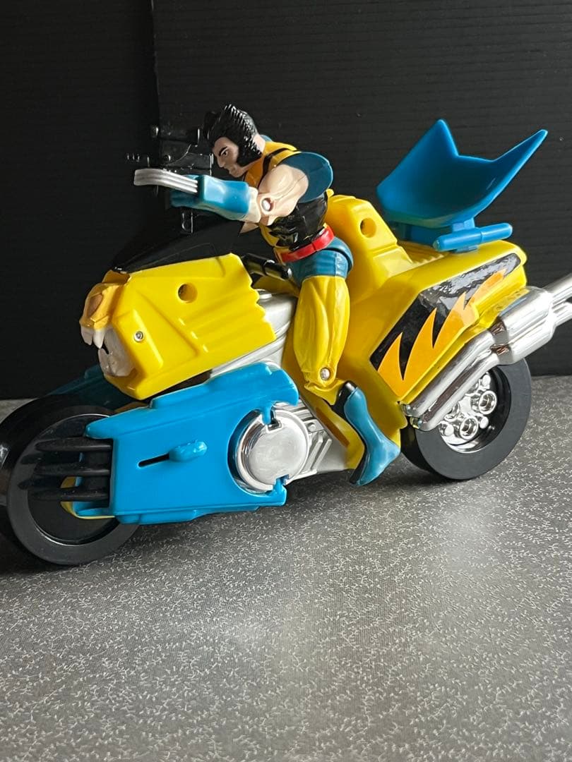 アメコミ toybiz X-MEN WOLVORINE BIKE & WOLVORINE
