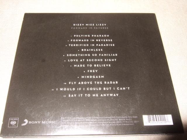 DIZZY MIZZ LIZZY,サイン入り,新品,ディジー・ミズ・リジー