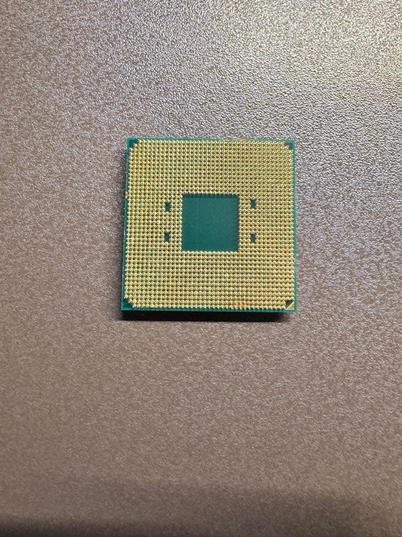 AMD Ryzen 9 3900X CPU 本体