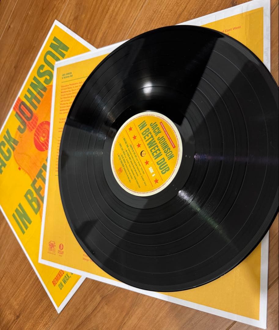 ジャックジョンソンJack Johnson In Between Dubレコード