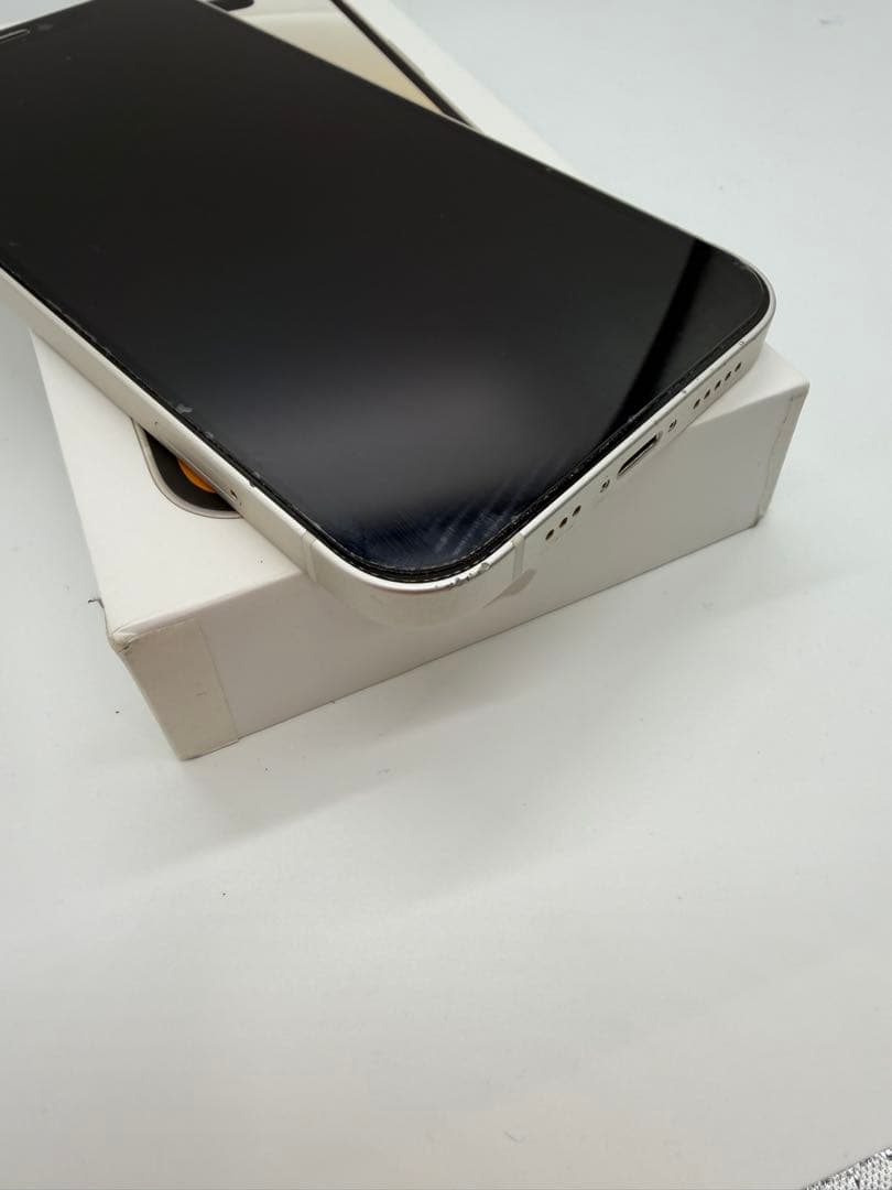 【バッテリー100%】iPhone12 256GB 付属品完備！