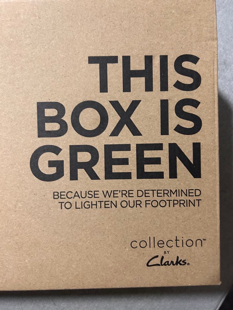 Clarks ワラビー　Dark Sand