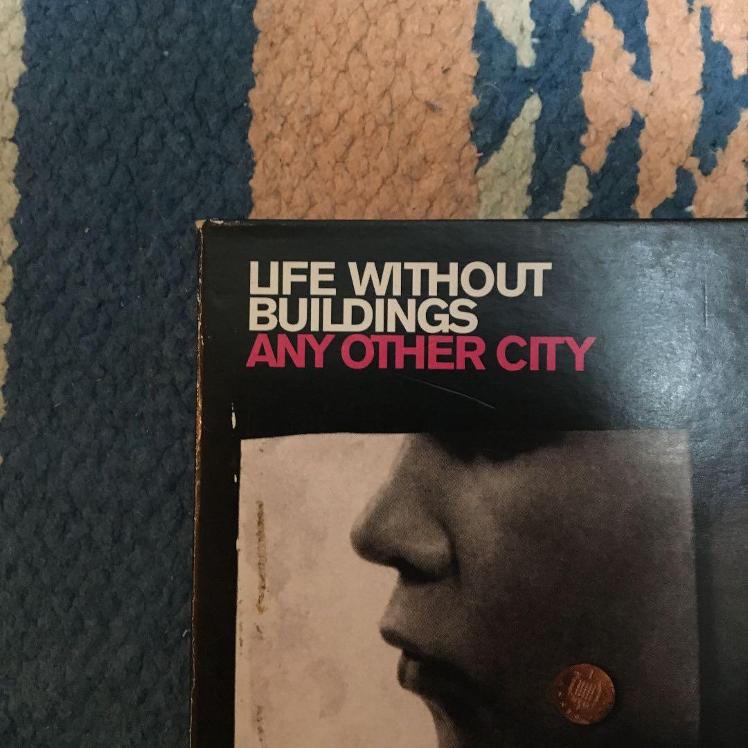 life without buildings 「any other city」