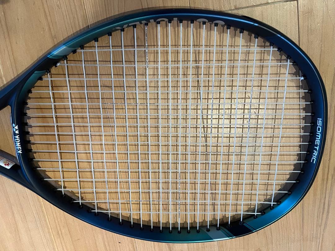 YONEX EZONE 100L 硬式テニスラケット