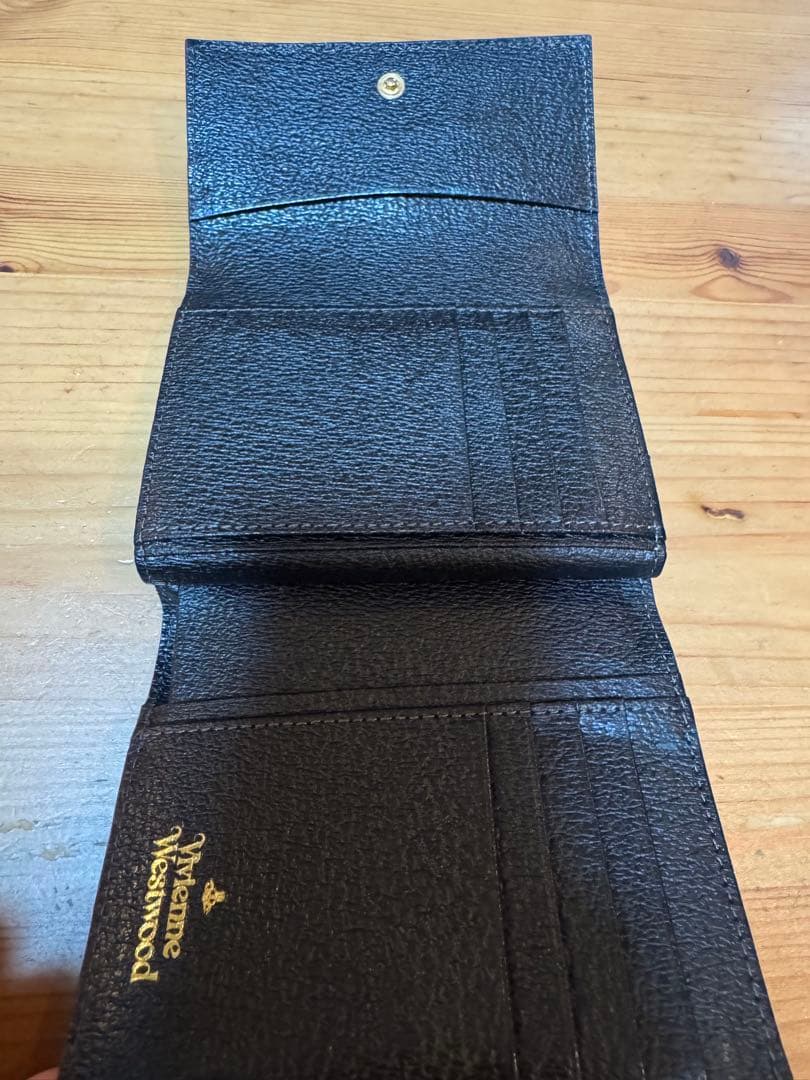 ヴィヴィアンウエストウッド二つ折り財布 黒