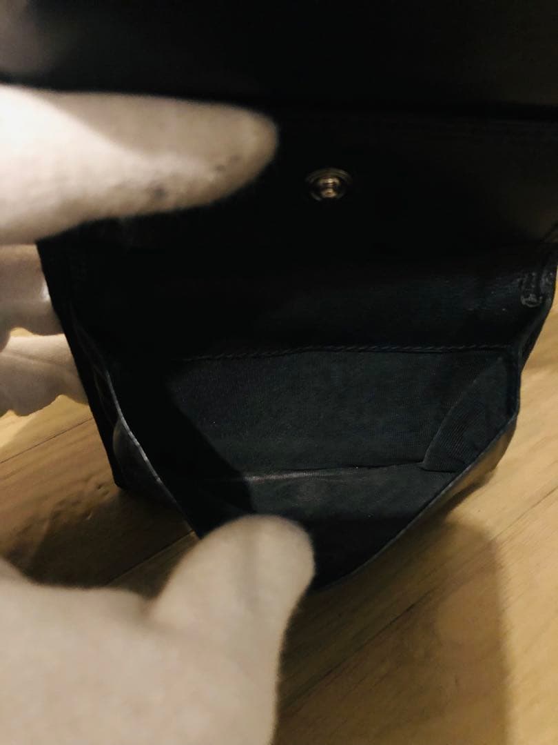 PRADA ブラック 二つ折り財布 キルティング