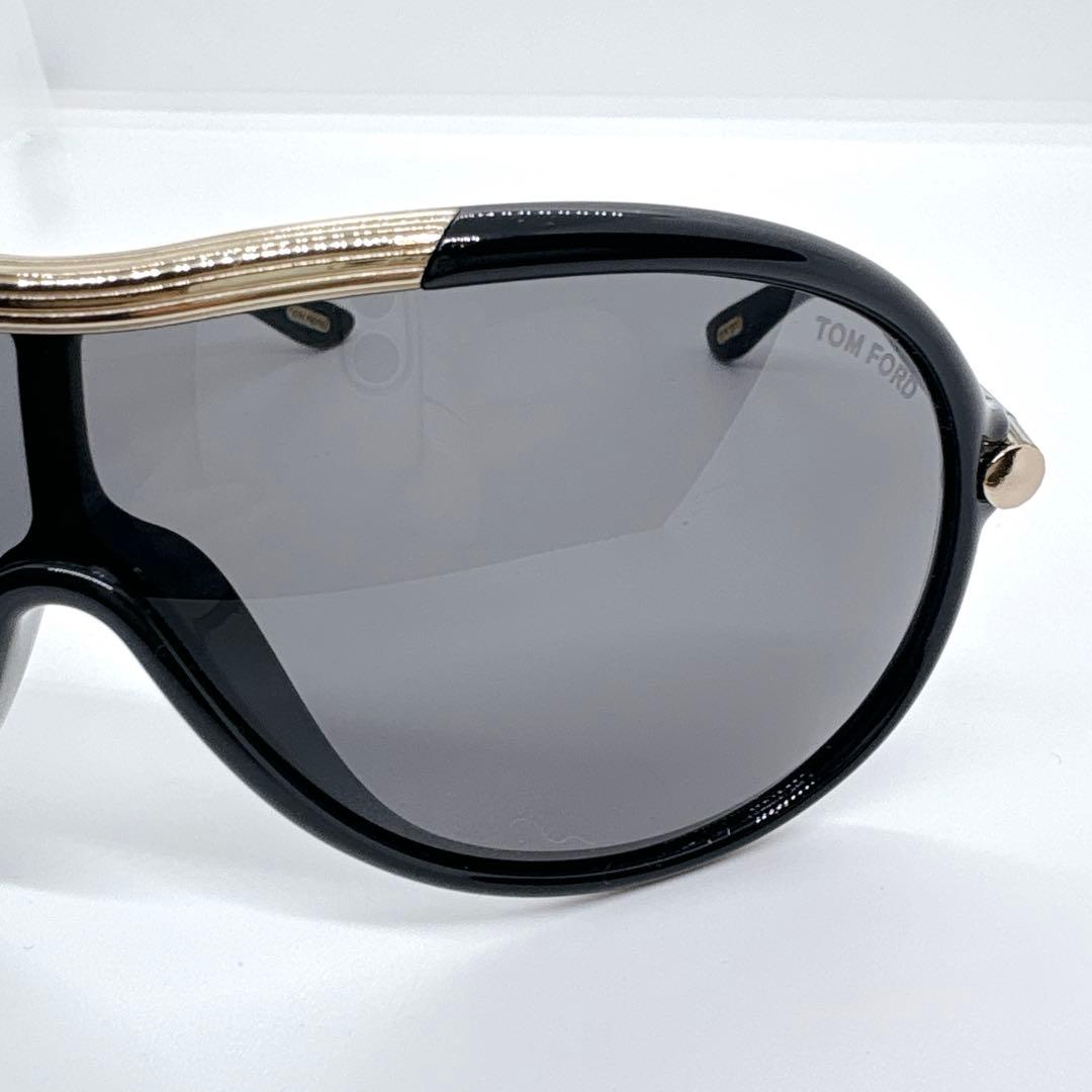 TOM FORD TF11 Ryan サングラス ブラック ゴールド Tロゴ