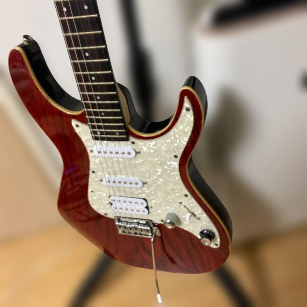 Fernandes エレキギター　SNAPPERタイプ