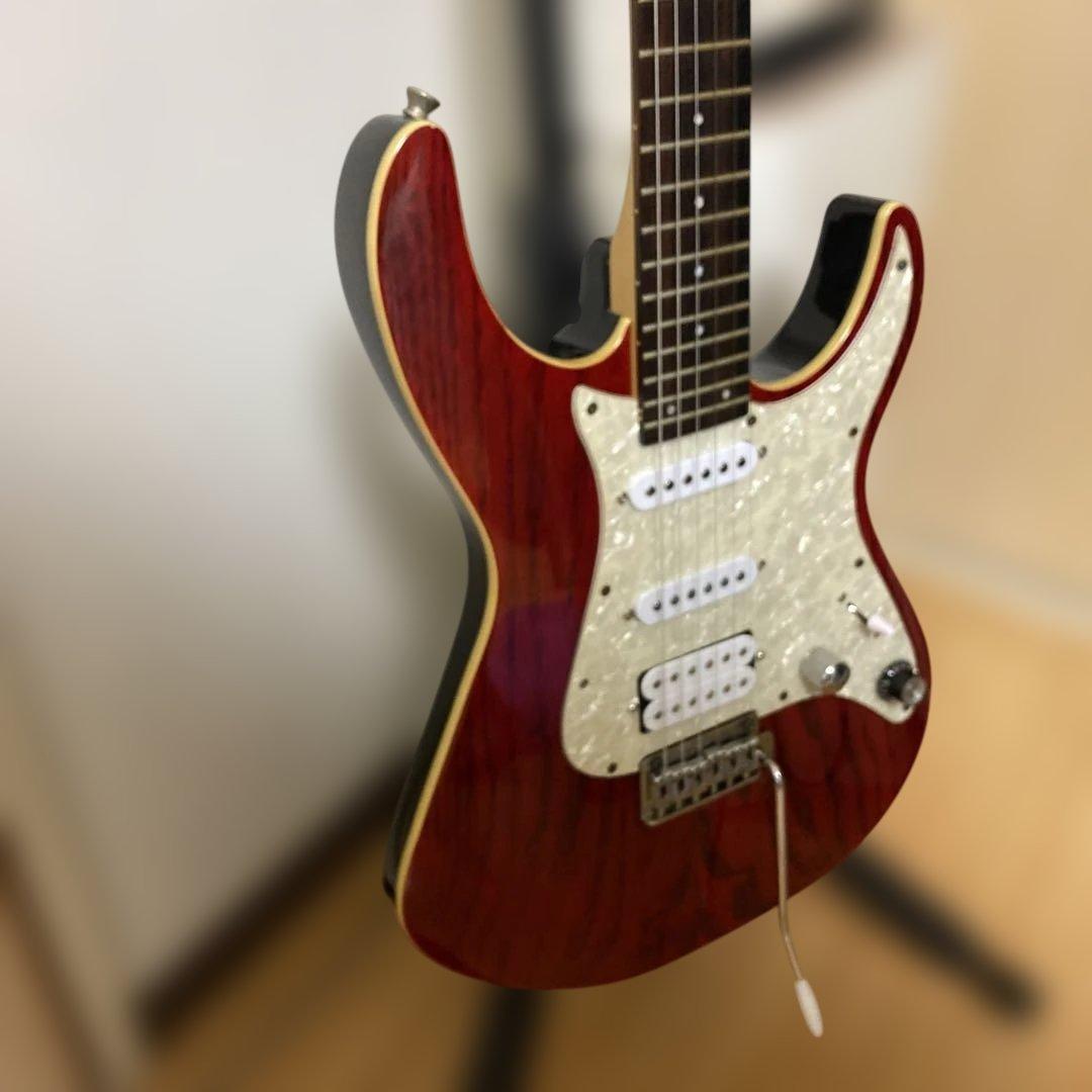 Fernandes エレキギター　SNAPPERタイプ