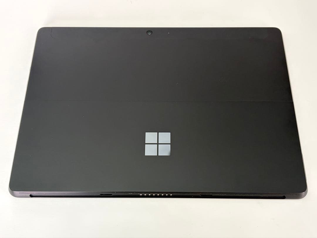 Microsoft Surface Go3　10.5インチ 8GB 中古品