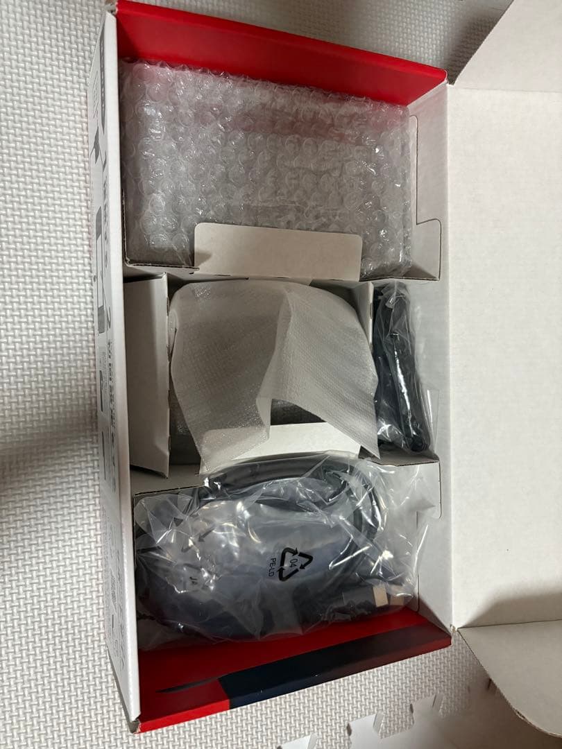 まこ　Nintendo Switch 本体 グレー ジョイコン付き