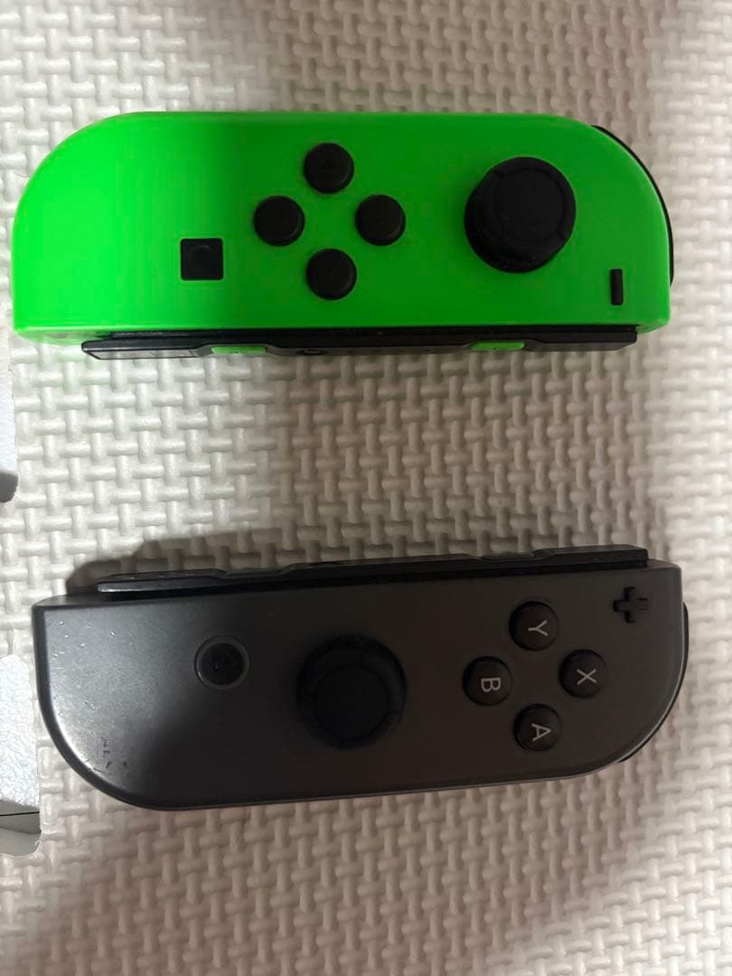 まこ　Nintendo Switch 本体 グレー ジョイコン付き