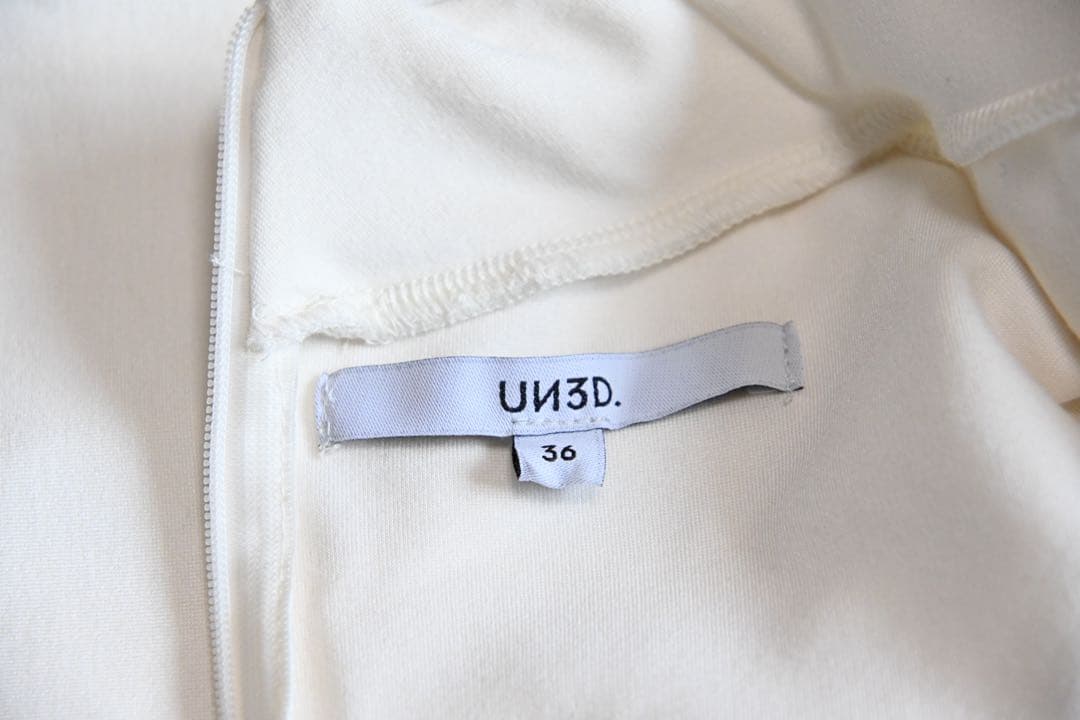 【未使用級】UN3D. ランダムピクセルTシャツ 36