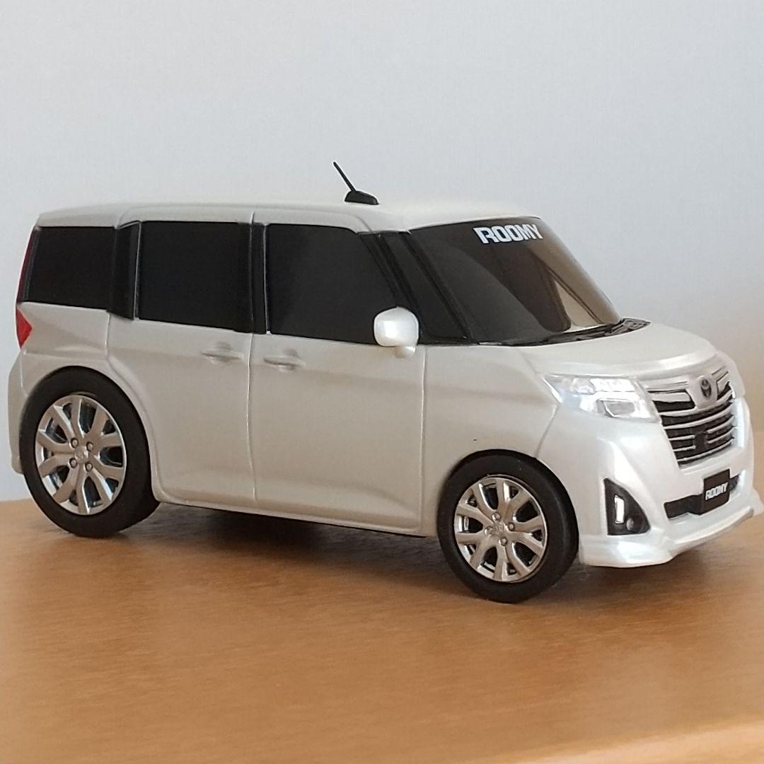 【ディーラー非売品】トヨタ ルーミーカスタム ミニカー ホワイト プルバック