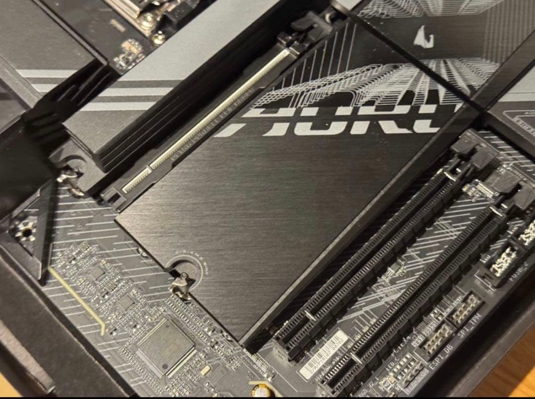 マザーボード Gigabyte X870E AORUS ELITE WIFI7