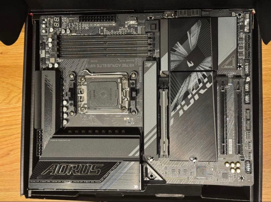 マザーボード Gigabyte X870E AORUS ELITE WIFI7
