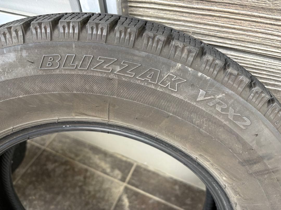 ブリザックVRX2 145/80R13４本