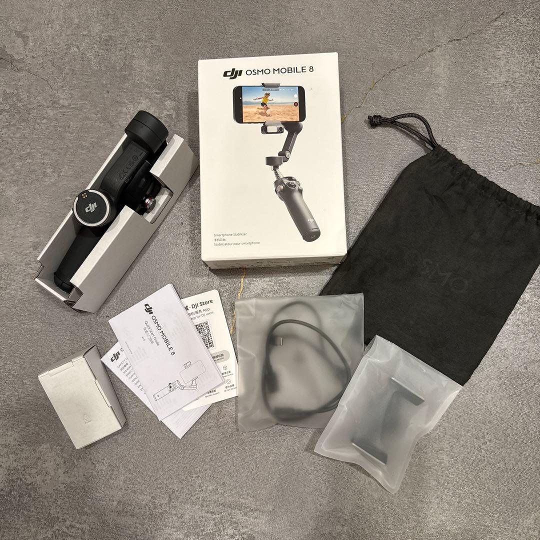 DJI Osmo Mobile 8 スタビライザ　ジンバル　未使用に近い