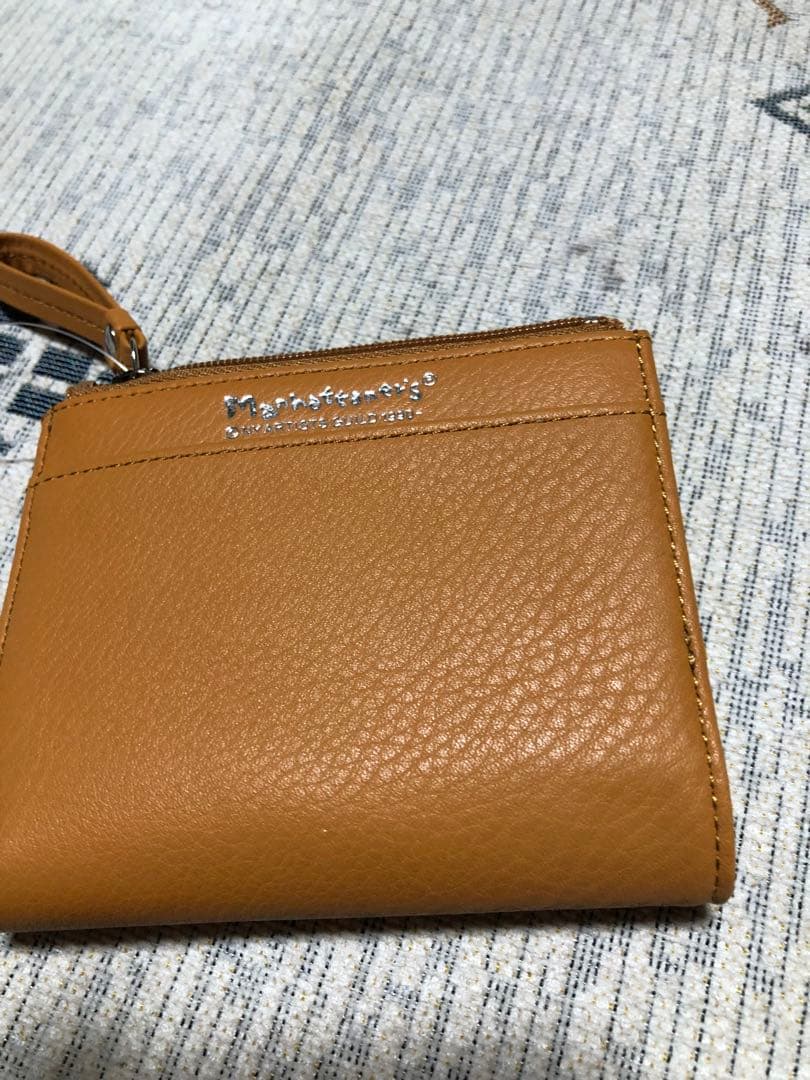 新品未使用 マンハッタナーズ 二つ折り財布