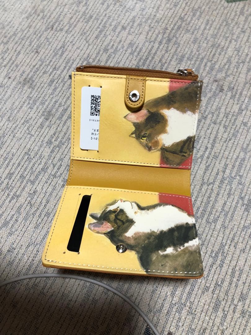 新品未使用 マンハッタナーズ 二つ折り財布
