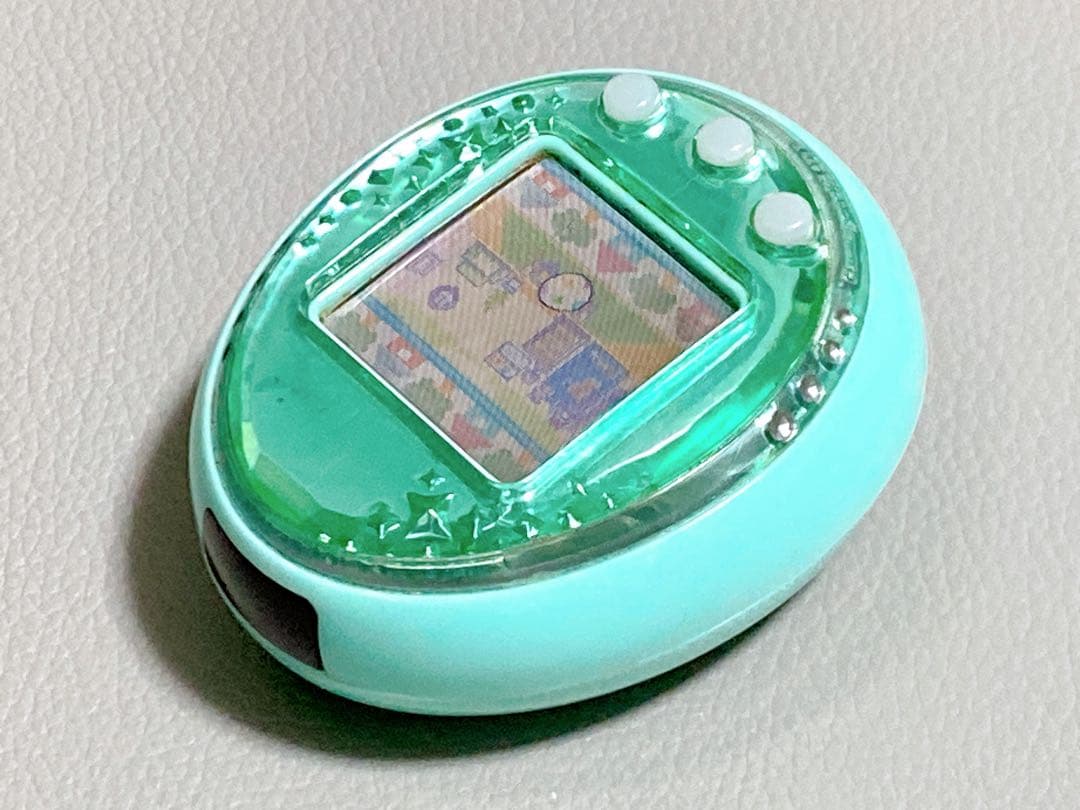 バンダイ BANDAI たまごっち IDL グリーン　新品電池付き