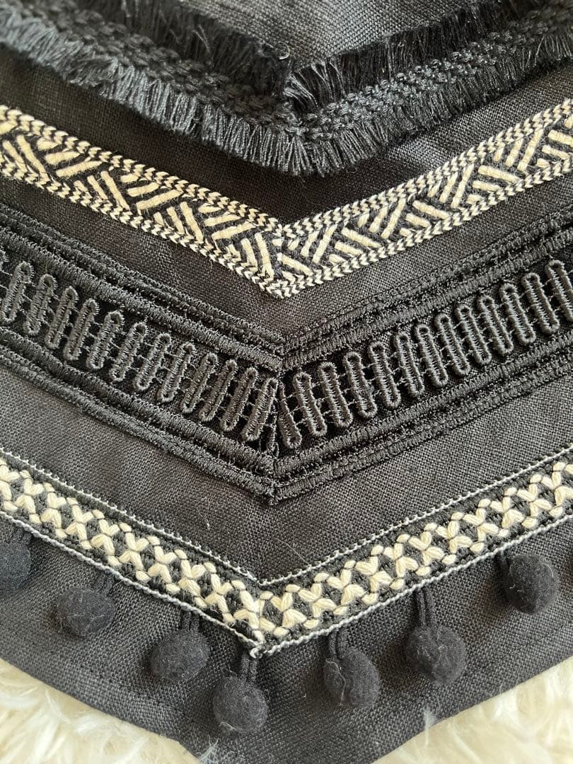 ADORE 日本製 リネン100% 変形スカート 刺繍 レース ブラック 36