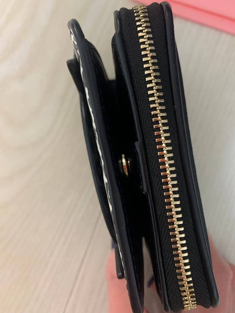 新品未使用　ケイトスペード ミャオスモールウォレット