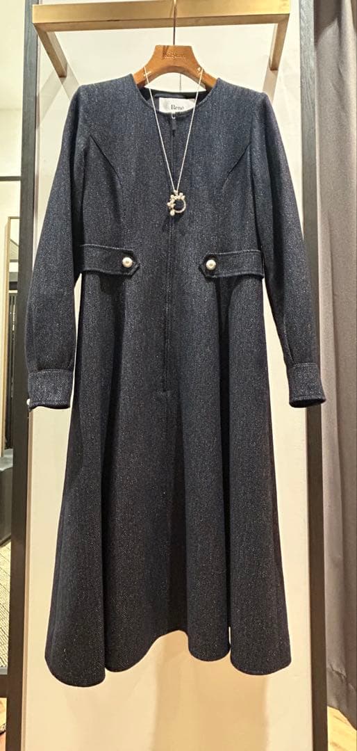 Rene2024 ♡✨最新価格✨パールボタンワンピース同素材コサージュ付き
