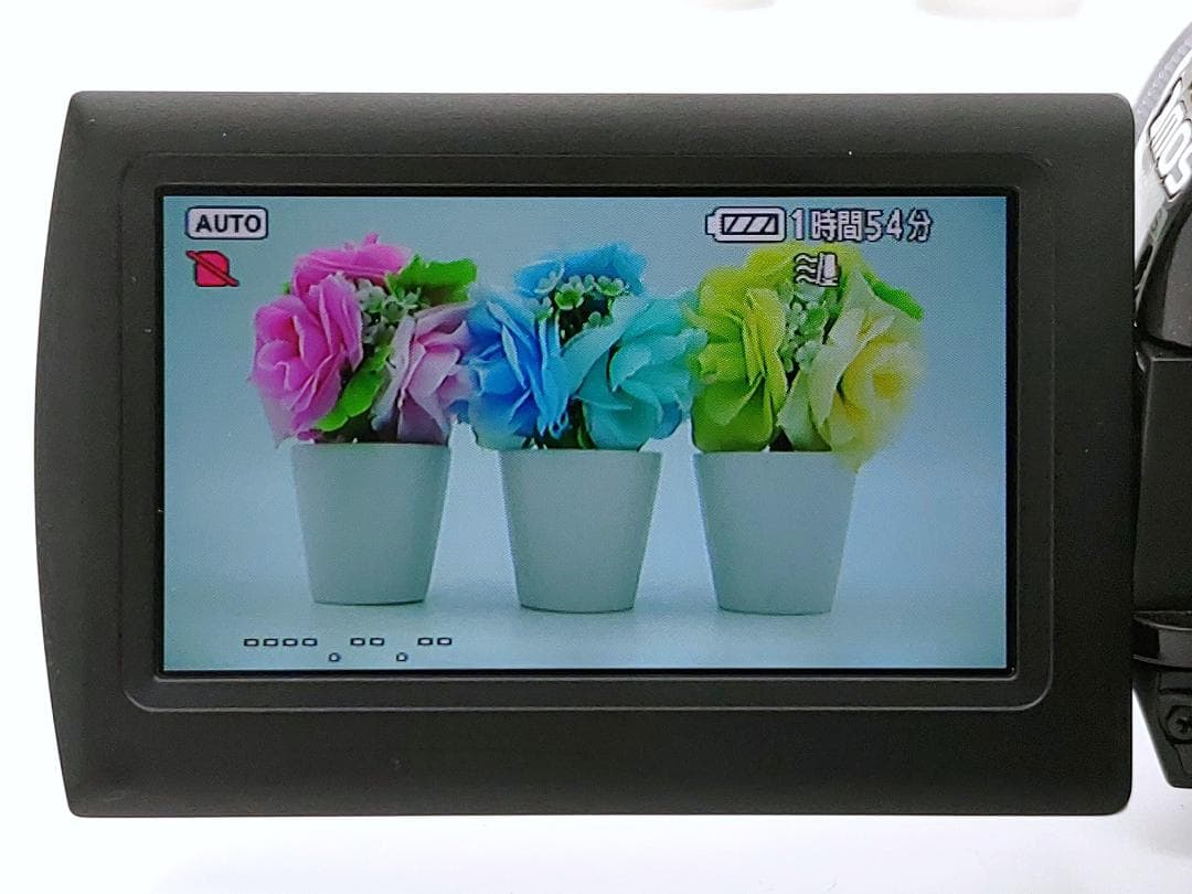 フルハイビジョン画質対応！ Panasonic ビデオカメラ HDC-SD100