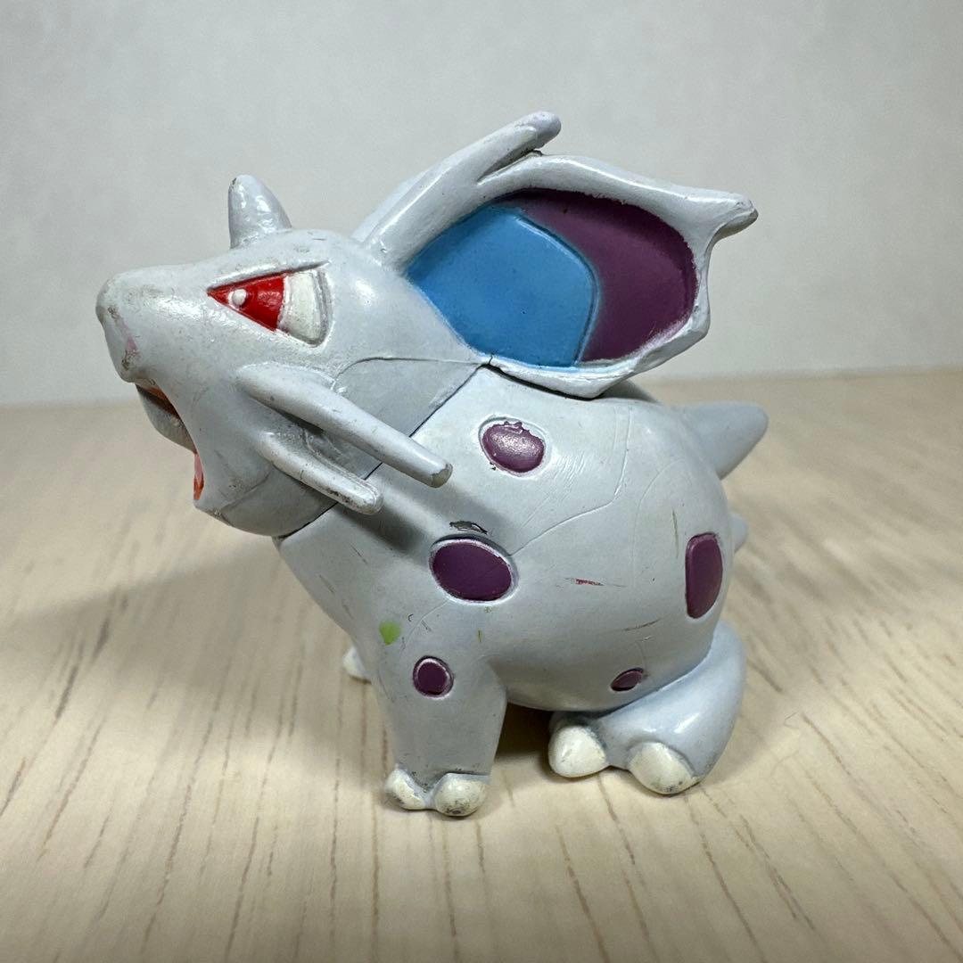 【希少】モンスターコレクション(モンコレ初期) ニドラン♀
