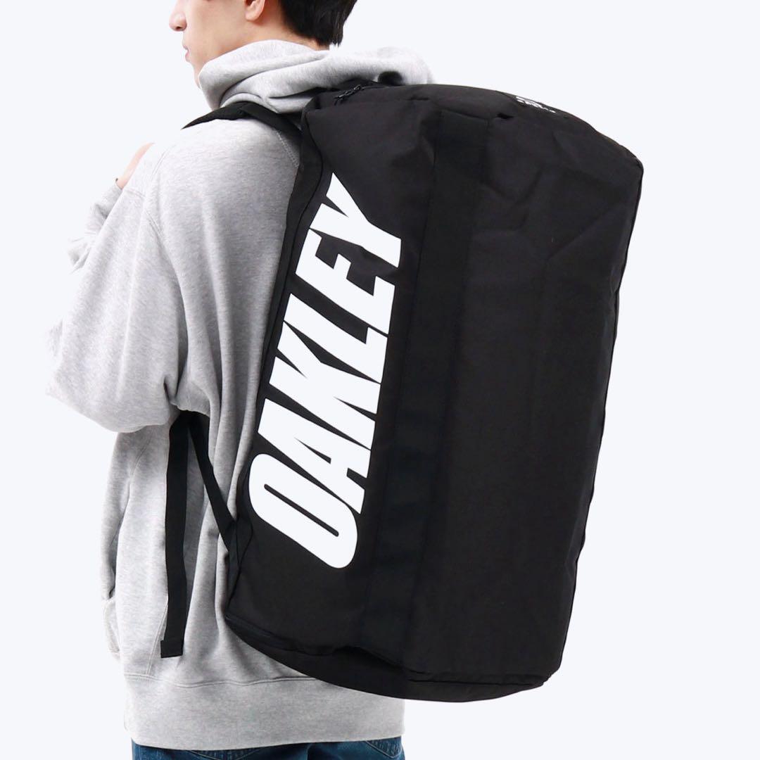 【新品】　オークリー　ボストンバッグ