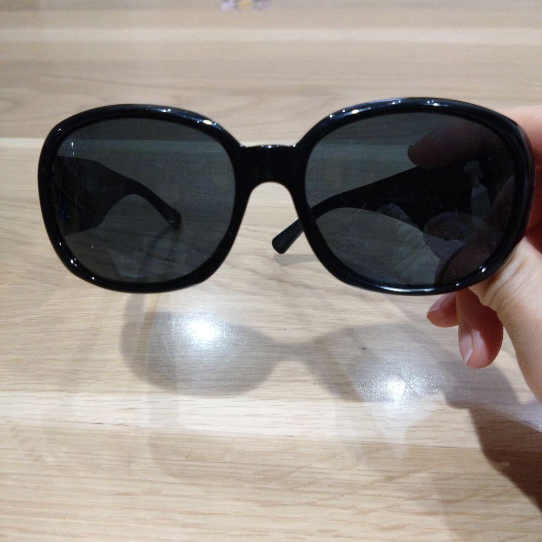 オーバーサイズ ブラック サングラス　CHANEL