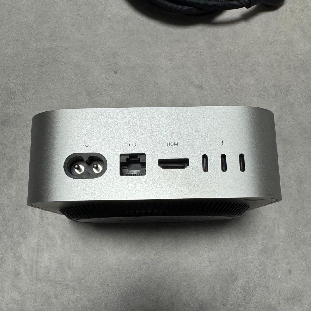 Mac mini M4チップ 16GB 256GB 2024