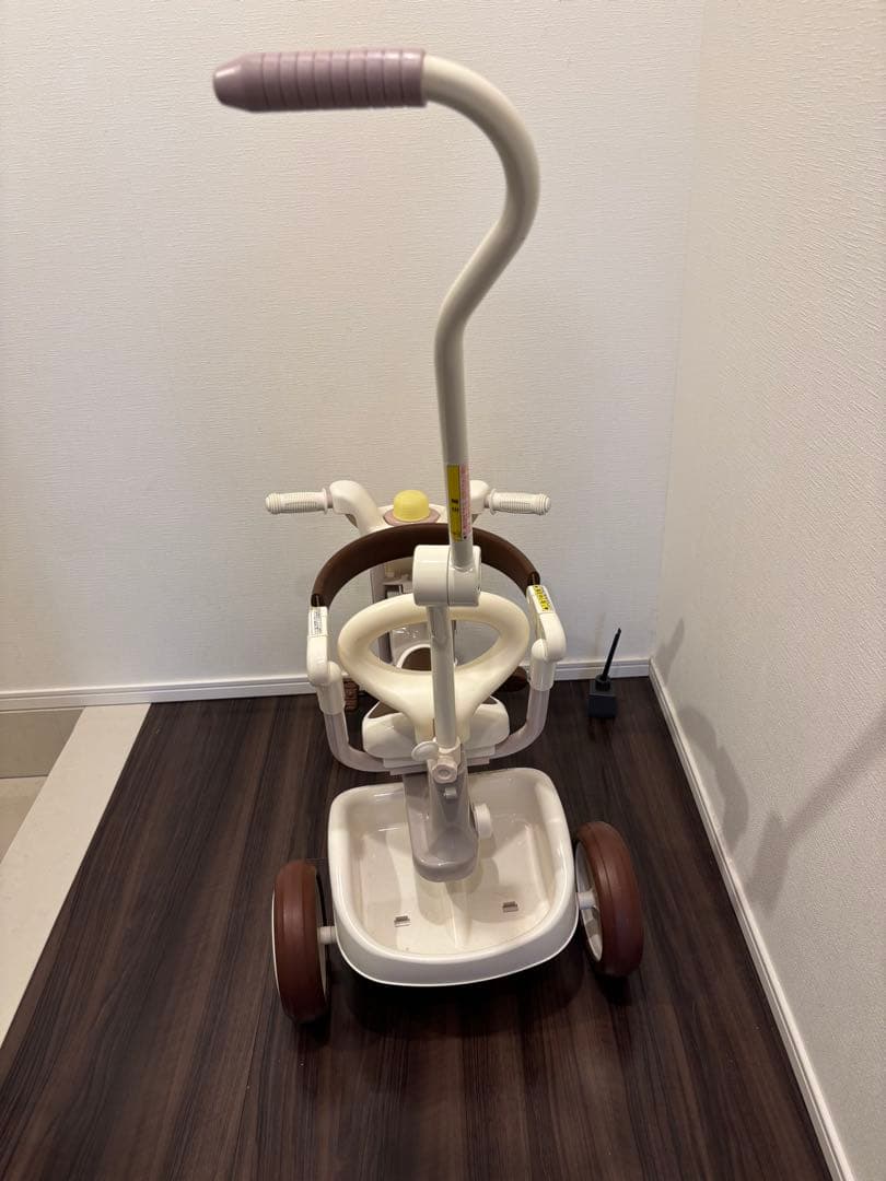 iimo 三輪車 ホワイト・ブラウン 屋外での使用無し