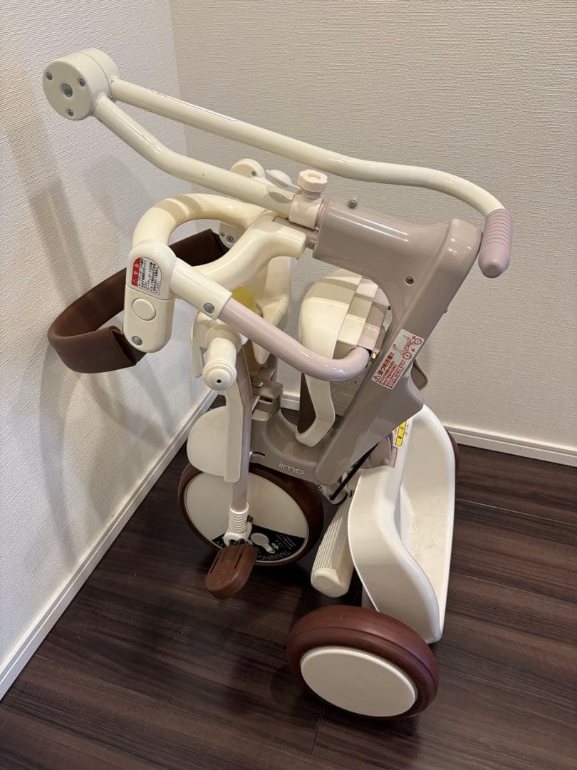 iimo 三輪車 ホワイト・ブラウン 屋外での使用無し