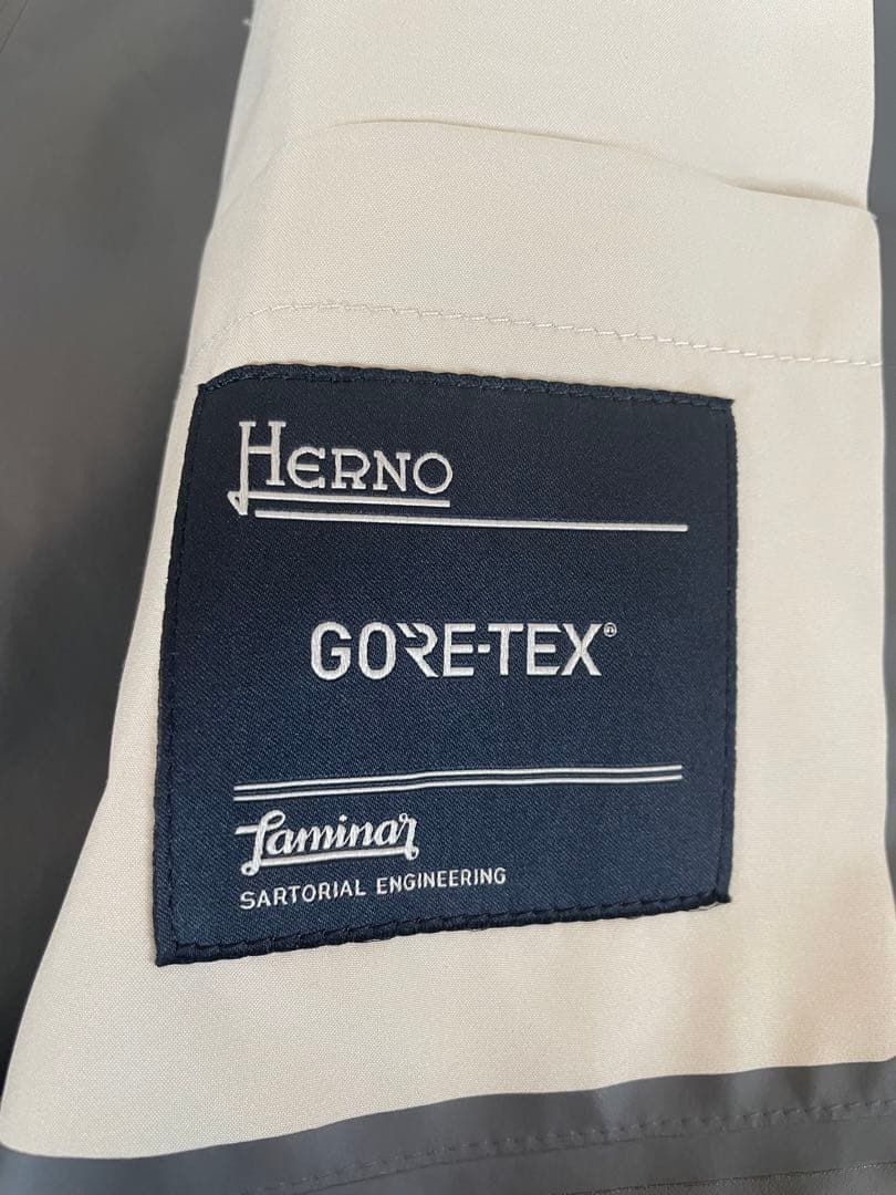 HERNO ヘルノ　ラミナー　 トレンチコート サイズ46 ゴアテックス