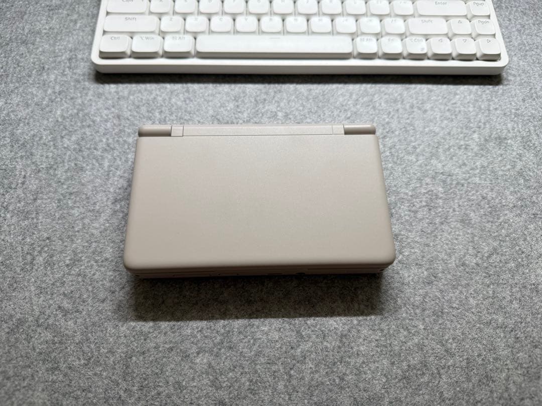 【極美品】AYN Thor Max (16GB/1TB)ほぼ未使用