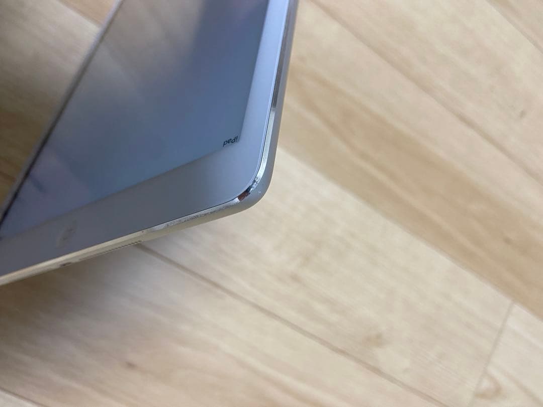 iPad Air本体 MD790J/A