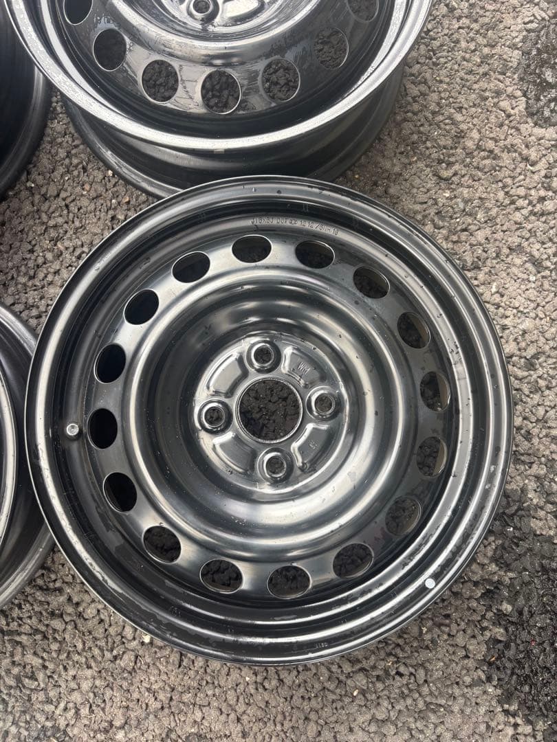 送料込美品 アクア 純正スチールホイール 15インチ 5j 4h PCD100