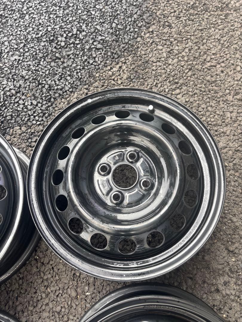 送料込美品 アクア 純正スチールホイール 15インチ 5j 4h PCD100