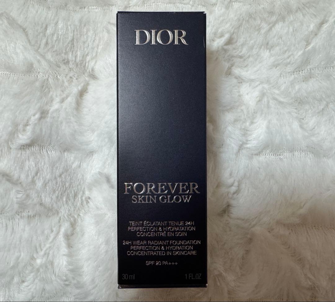 新品Dior ディオールスキンフォーエバー フルイドグロウ ファンデーション00