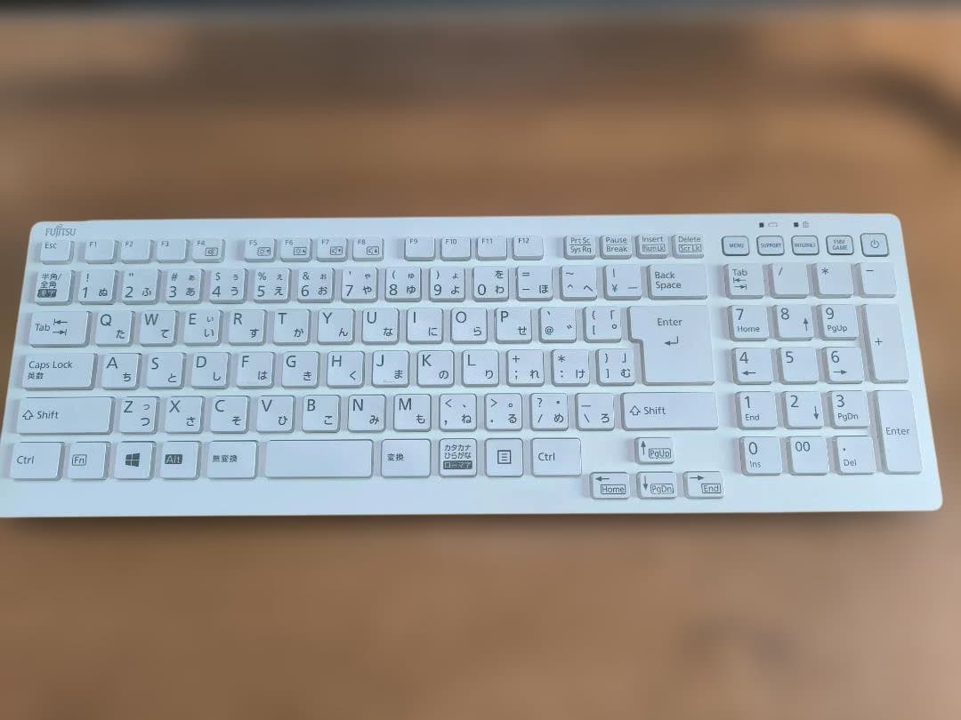 富士通一体型PC Core i7/16GB/SSD 256GB・HDD 1TB