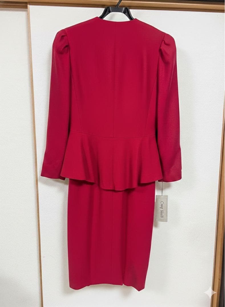 【極美品】華やかレッドのセットアップ風ワンピース