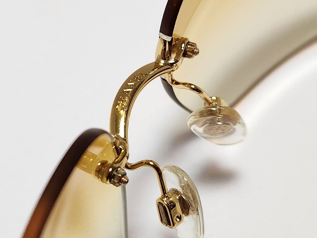 CHANEL ラインストーン サングラス　オレンジ系　シャネル