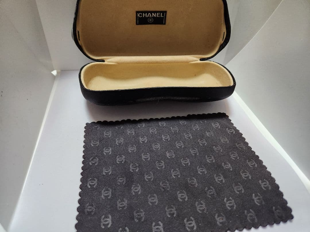 CHANEL ラインストーン サングラス　オレンジ系　シャネル