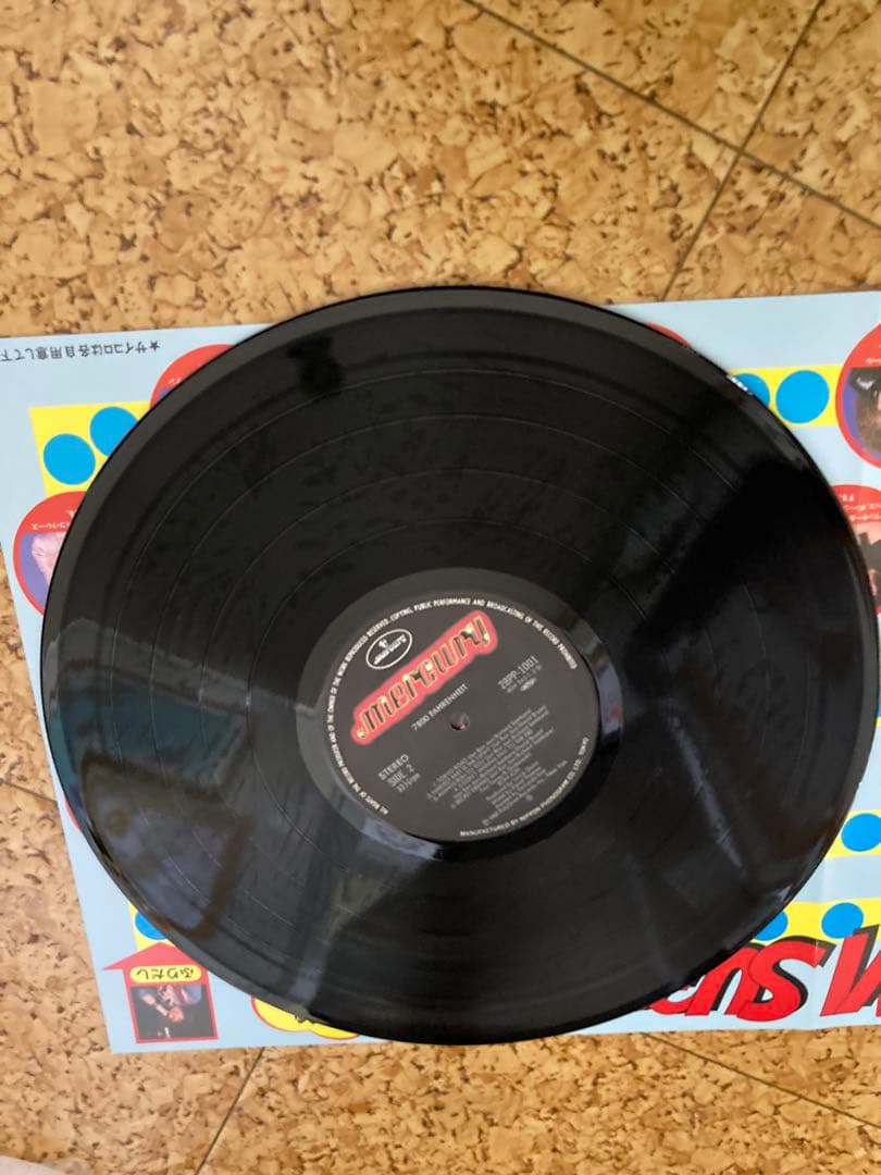 BON JOVI 7800° Fahrenheit レコード